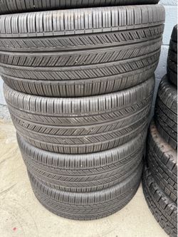 2 265/45r20 Hankoon & 235/50r20 Hankoon tires en excelentes condiciones de vida las 4