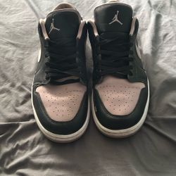 Light Pink And Black Air Jordan’s 