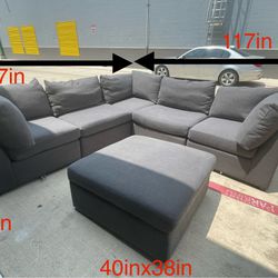 Gray 5pc Bassett Modular Sectional With Ottoman (DELIVERY AVAILABLE)