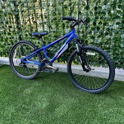 NOVARA TRACTOR YOUTH MOUNTAIN BIKE 24” Wheels