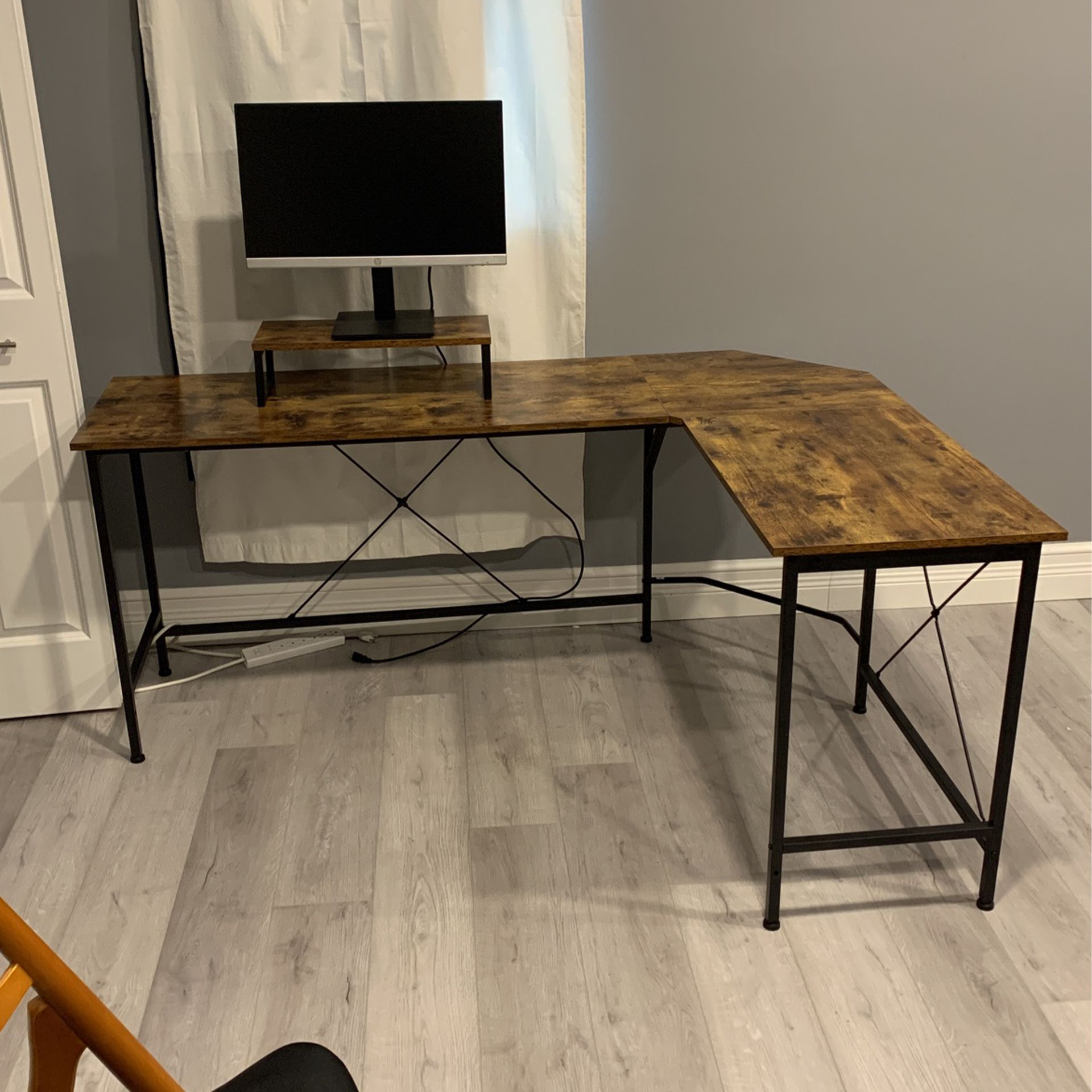 Full Size Office Desk With Side Return And Monitor Stand