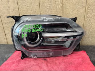 2021 2022 2023 FORD BRONCO RIGHT SIDE HEADLIGHT OEM USED