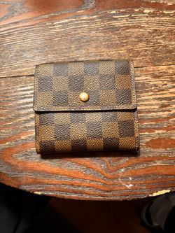 Louis Vuttion Elsie Wallet 