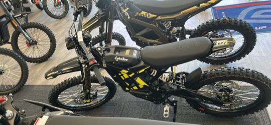Surron Light Bee X 60V Electric Dirt Bike