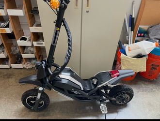Electric scooter