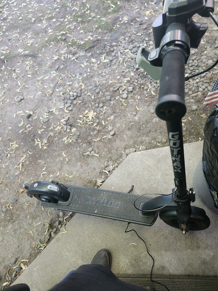 GoTrax Tour XP Electronic Scooter