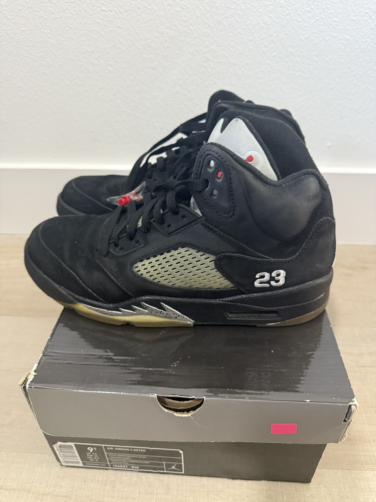 Air Jordan 5 Retro Metallic Black 2011 Sz 9.5