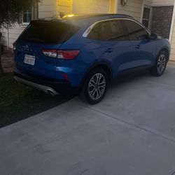 2021 Ford Escape Sel Model