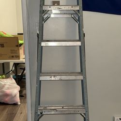 LADDERS