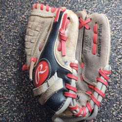Rawlings Baseball Glove 