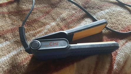 CHI straightener