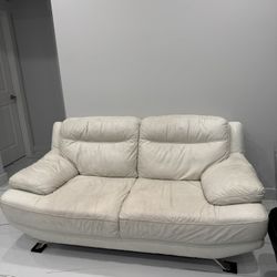 Loveseat 