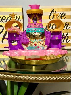 Fisher Price Shimmer & Shine Teenie Genies Floating Genie Palace Dollhouse