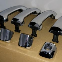 Tundra crewmax chrome door handles