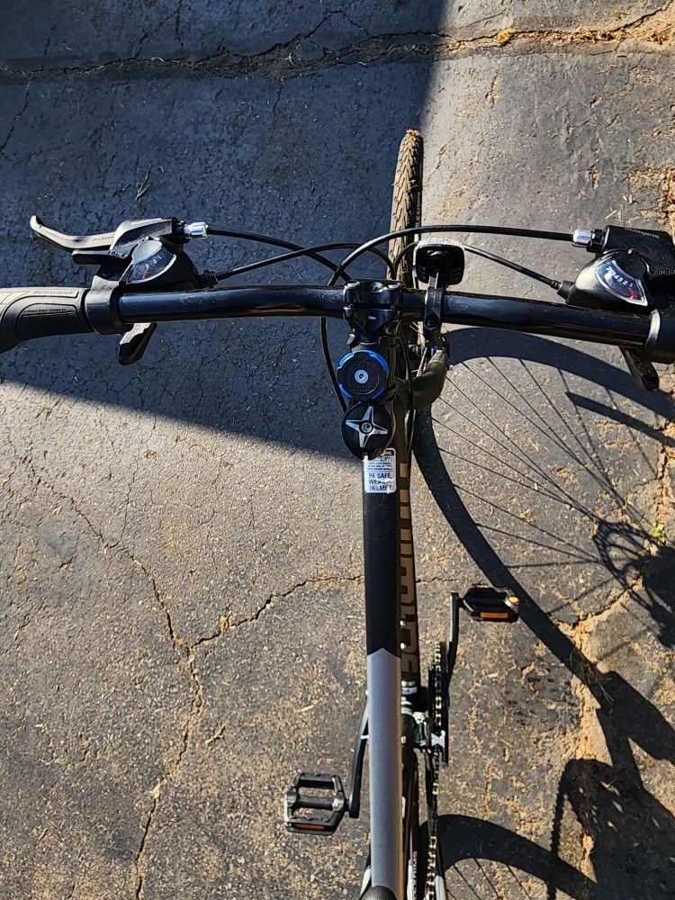 SCHWINN MENS HYBRID SUPER SPORT