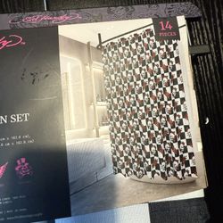 Ed Hardy Shower curtain set 