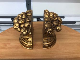 Very nice book ends