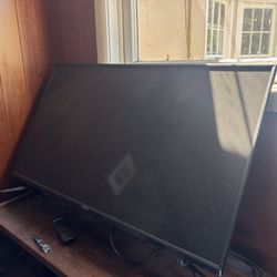 40” Vizio TV