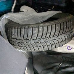 Laufenn Studded Tires