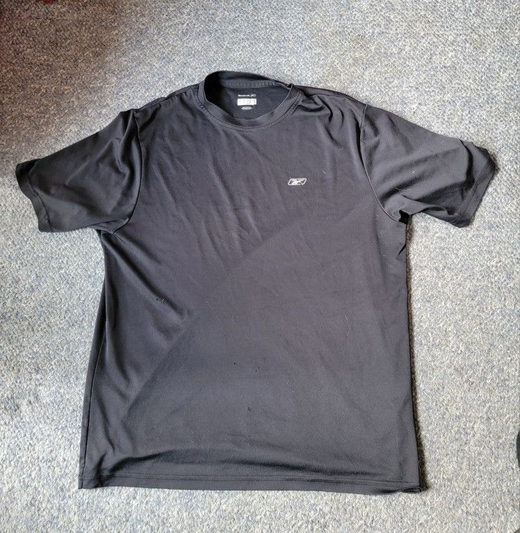 Reebok Small T-Shirt