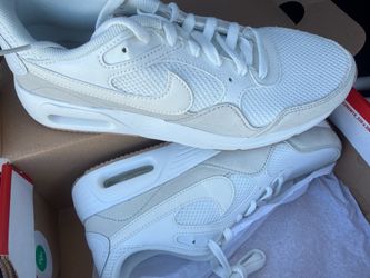 Women’s Nike Air Max SC size 9.5