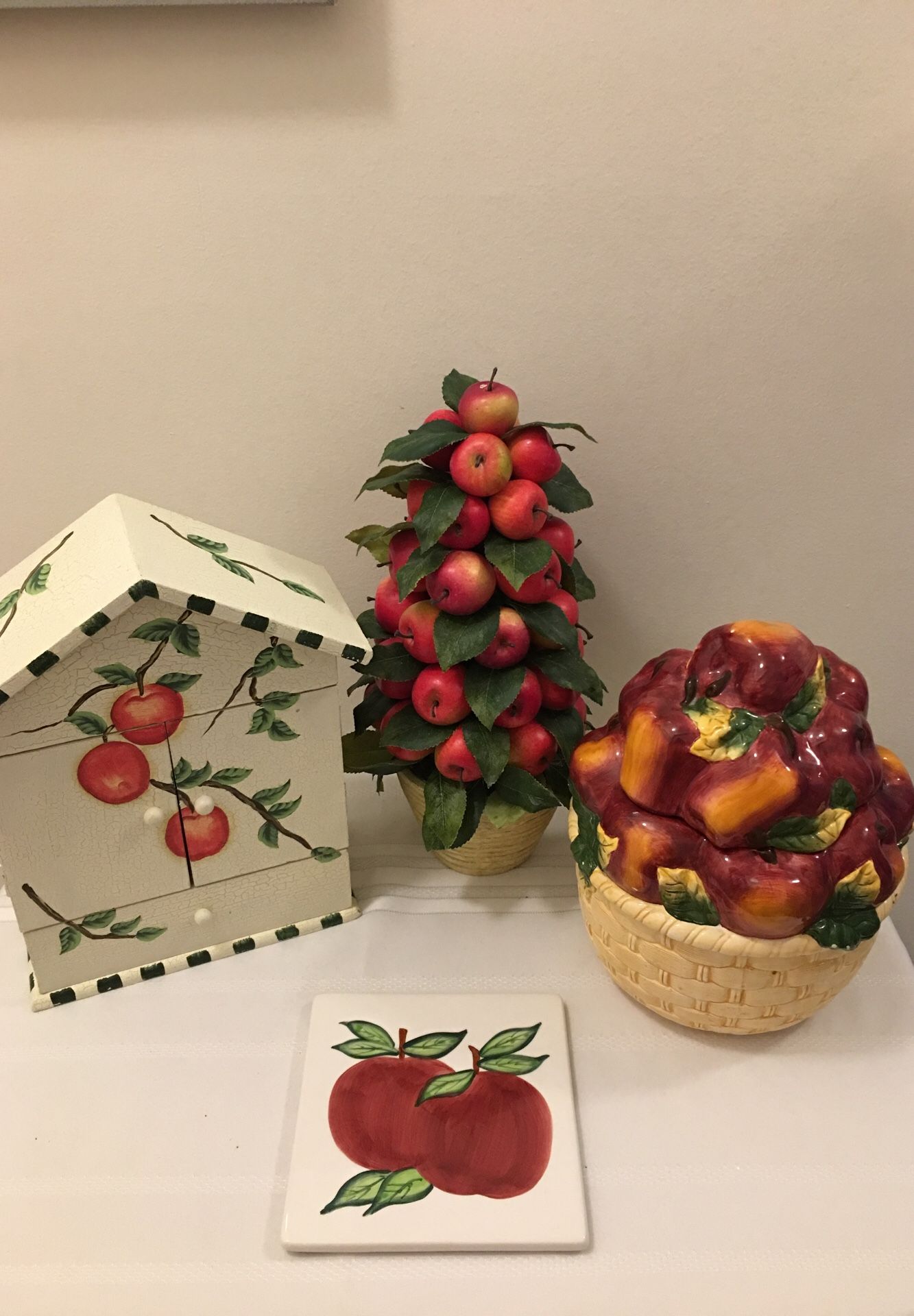 Apples decor