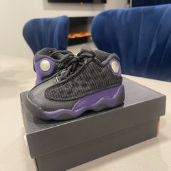 Toddler Jordan 13s Purple / Black Size 5c