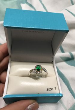 Emerald ring