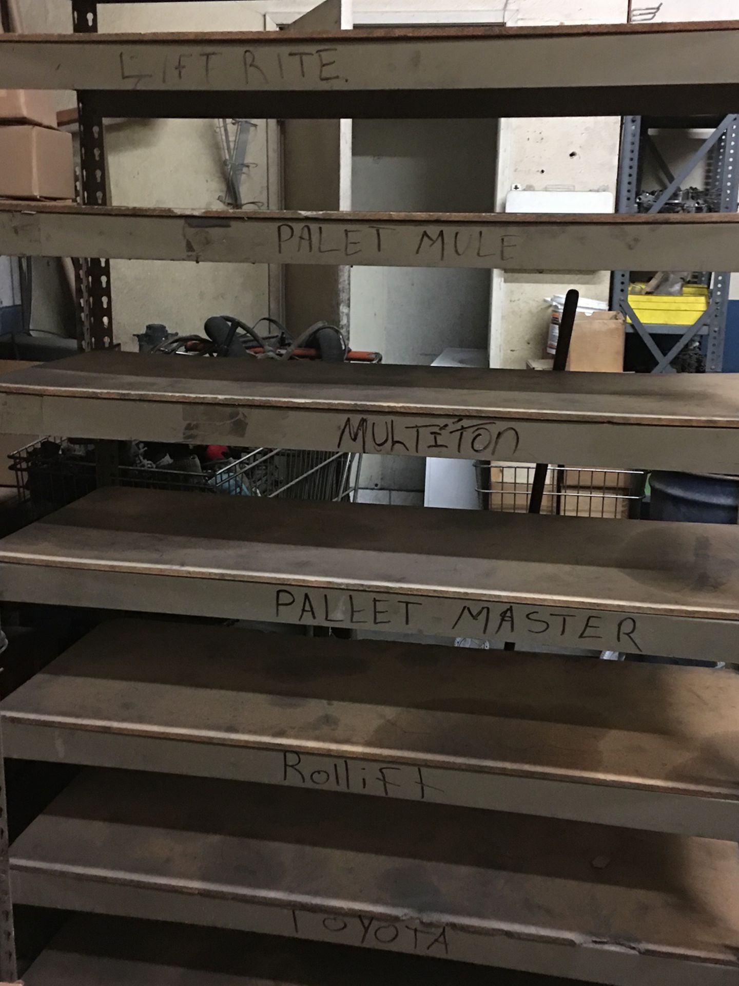 Shelving (Multiple Sizes And Materials)