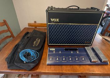 VOX AD120VTX Valvetronix combo guitar amplifier blue series 120W, black