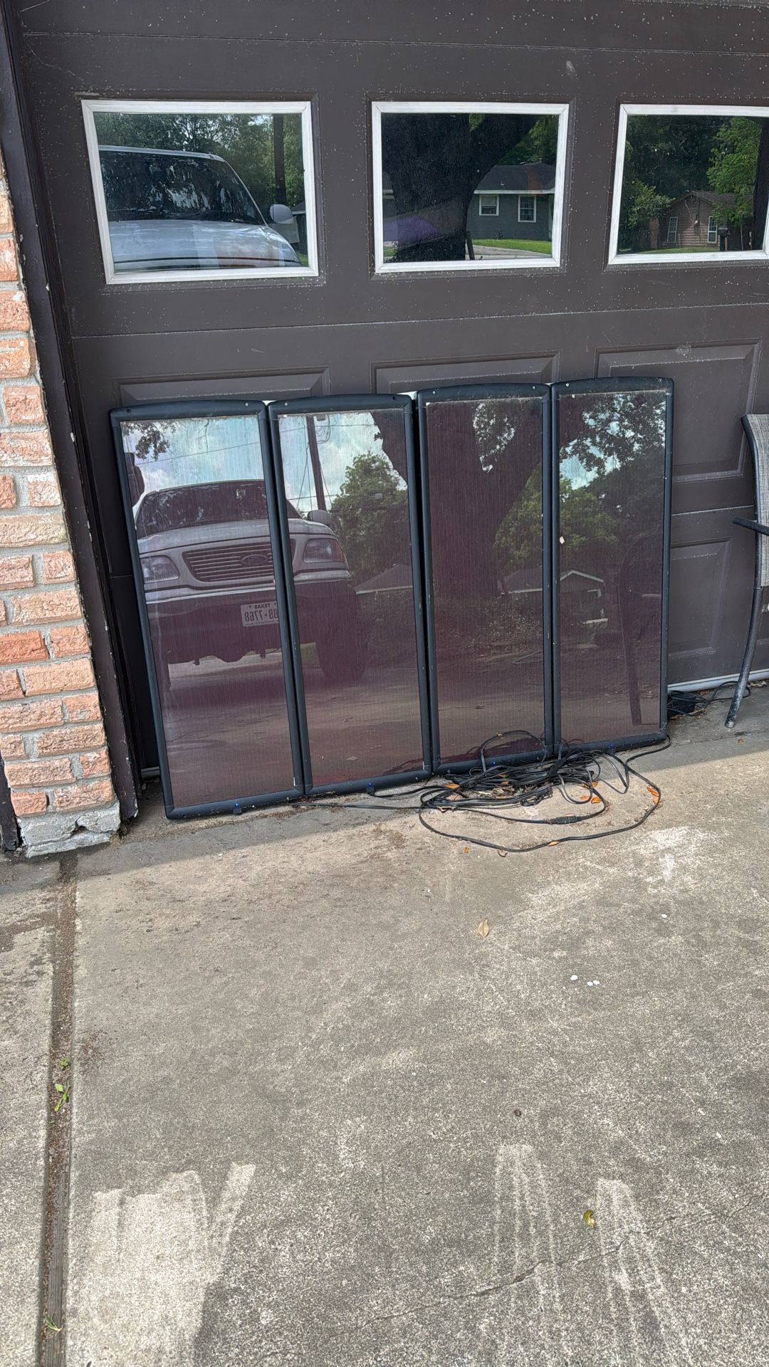 100W Solar Panels