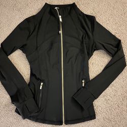 Lululemon black and gold define jacket brand new
