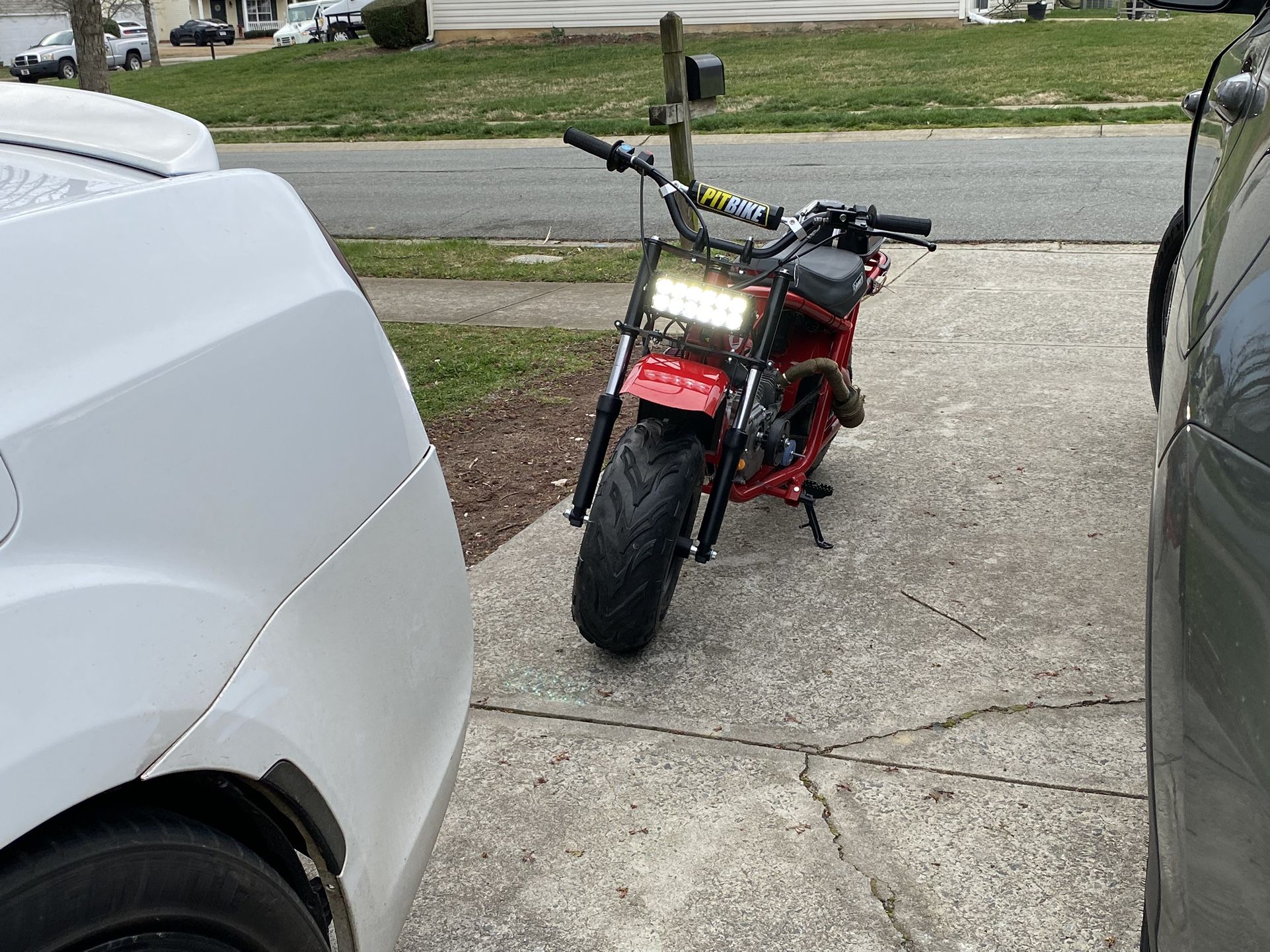 Coleman B200r Mini Bike 212cc Predator Engine