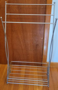 Metal Towel Rack