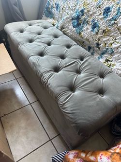 Storage ottoman