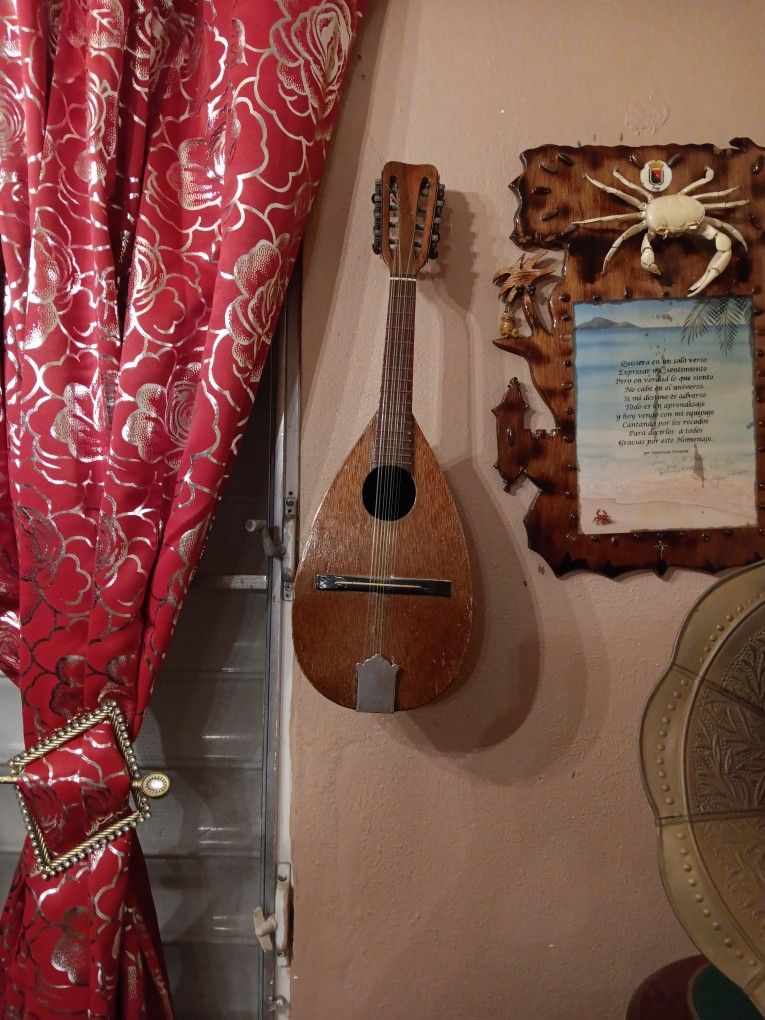 Mandorina