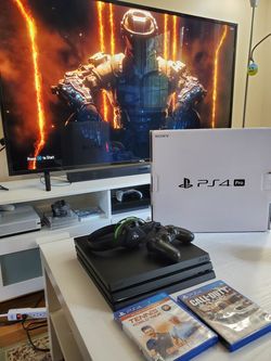PS4 PRO 1TB + 2 games + headset + 1 controller