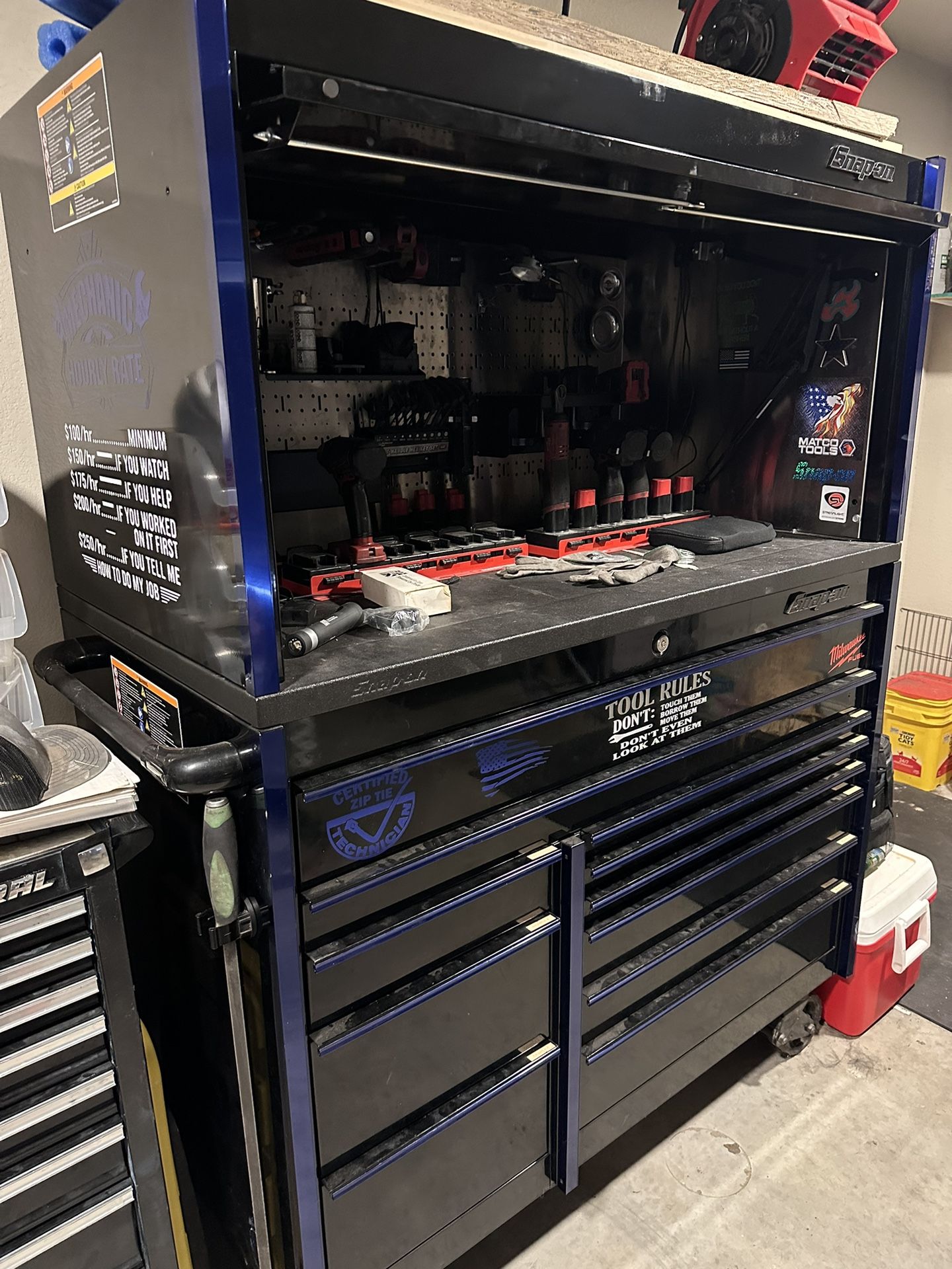 54” Snap On Tool Box for Sale in Granbury, TX - OfferUp