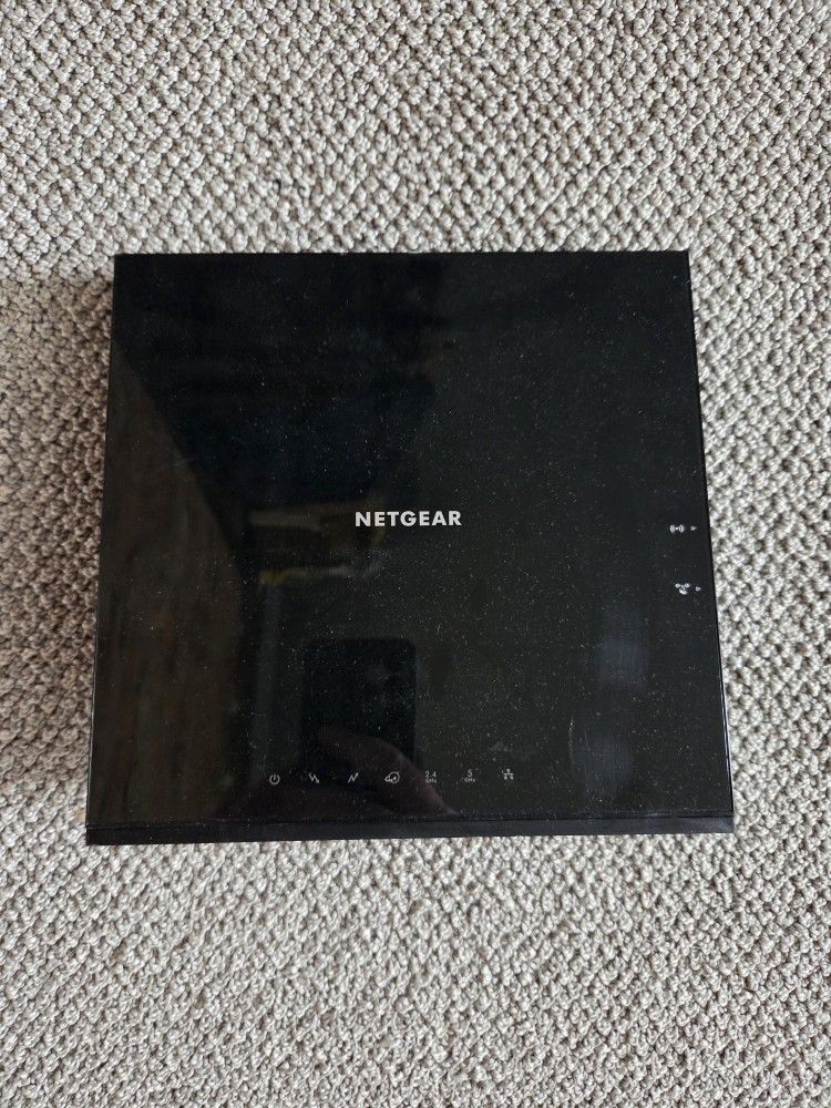 Netgear AC1600 model C6250 Combo Cable Modem + Router