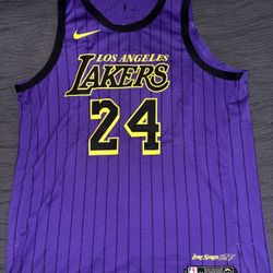 NIKE LOS ANGELES LA LAKERS KOBE BRYANT 24 CITY VAPORKNIT JERSEY