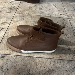 Shoes for sale size 6