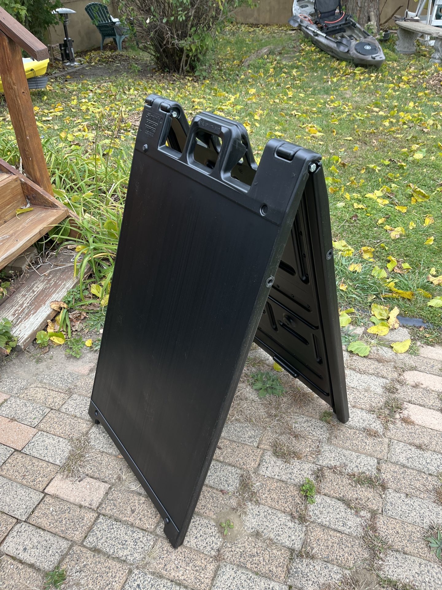 A-FRAME Marketing Sidewalk Sinage