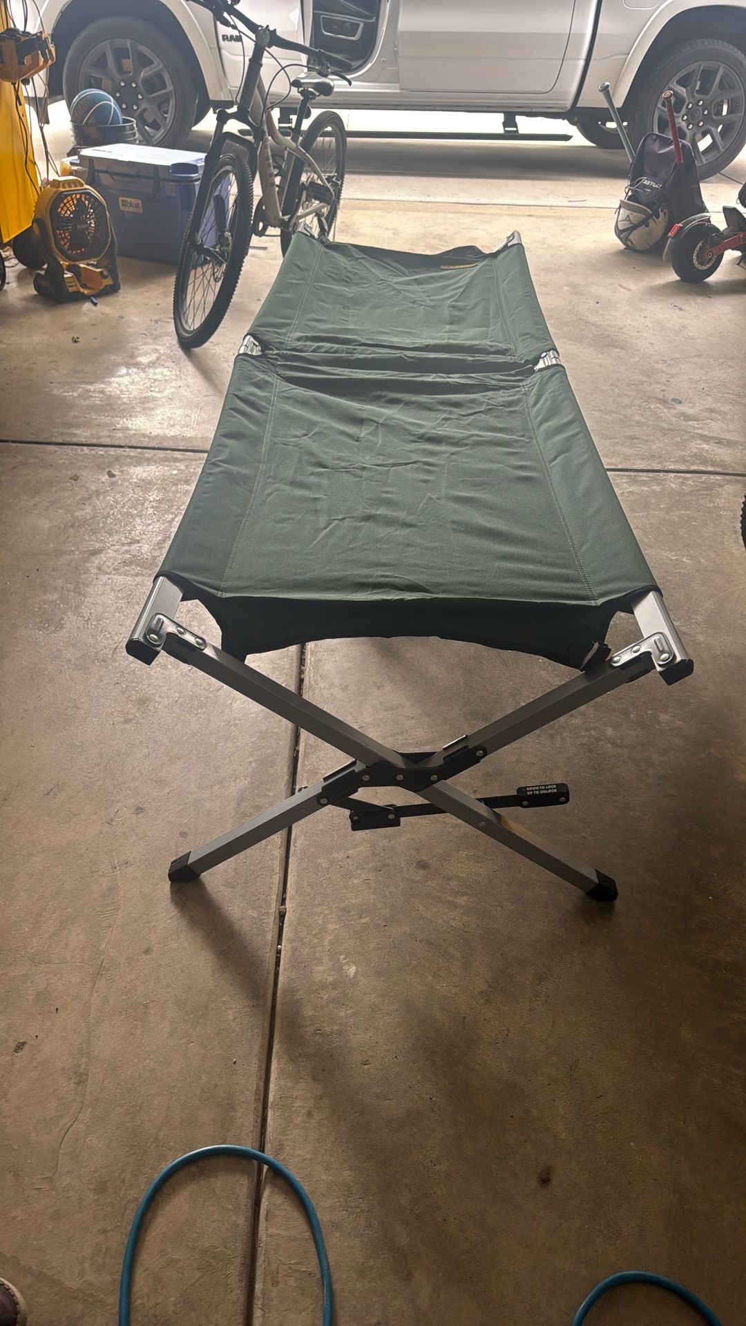 Guidesman Cot With Storage