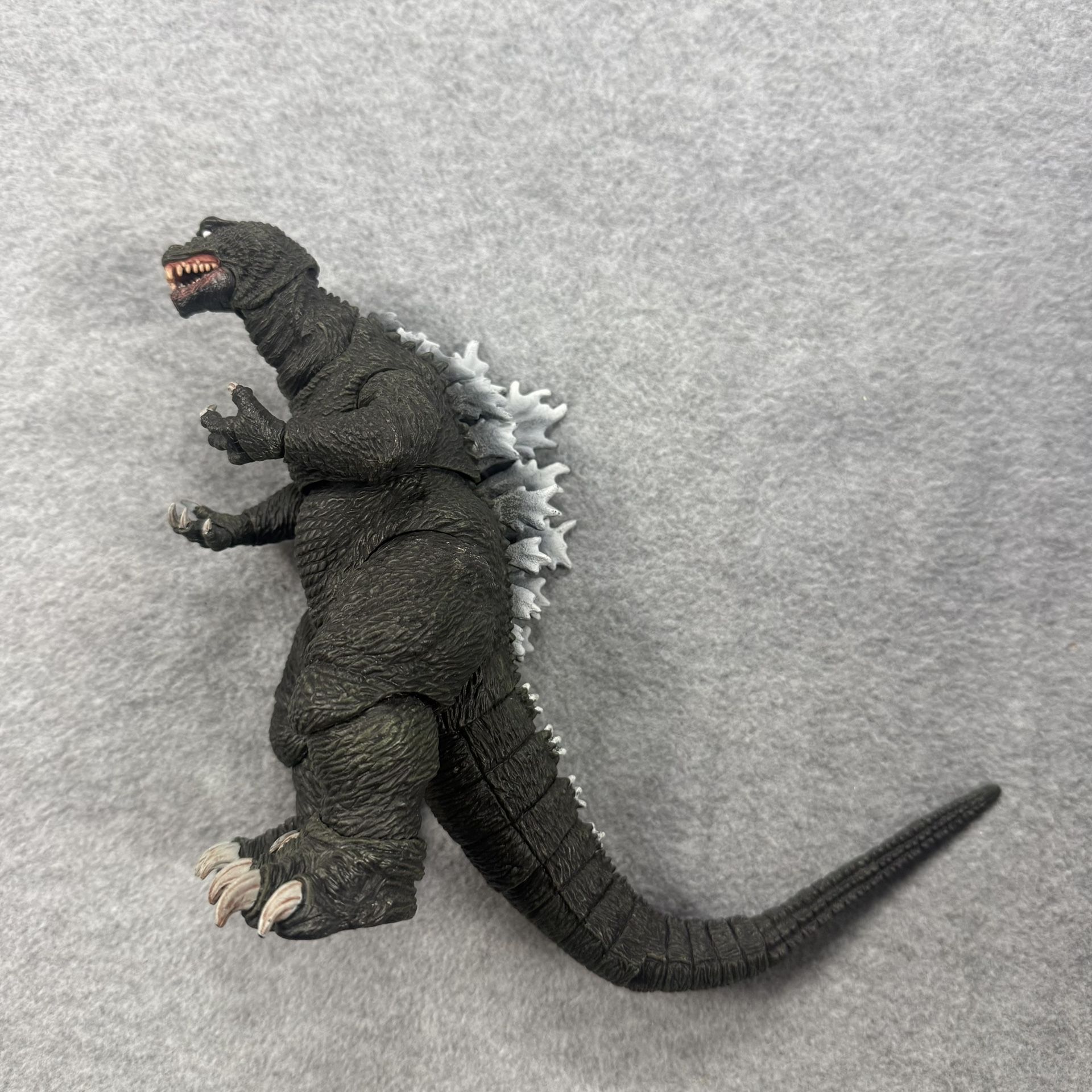 NECA Godzilla Giant Monsters All-out Attack 2001 Action Figure