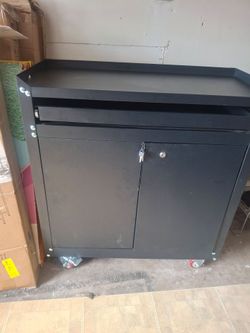 Black Metal Rolling Tool Cabinet with Lock