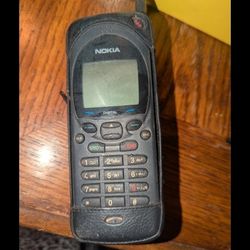 VINTAGE NOKIA 2180 CELL PHONE 