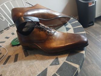 Men's Magnanni dress shoe