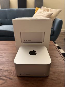 Apple Mac Studio (2022)