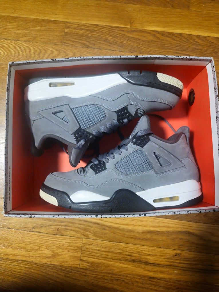 Jordan Retro 4 "Cool Greys" Size 9.5 Mens