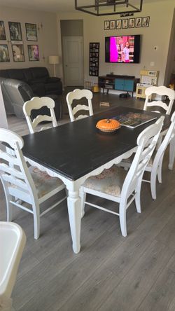 Dining room set